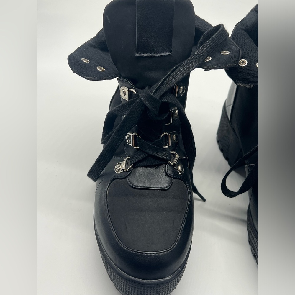 Black unisex size 4 combat boots leather, vinyl and suede - Picture 13 of 13